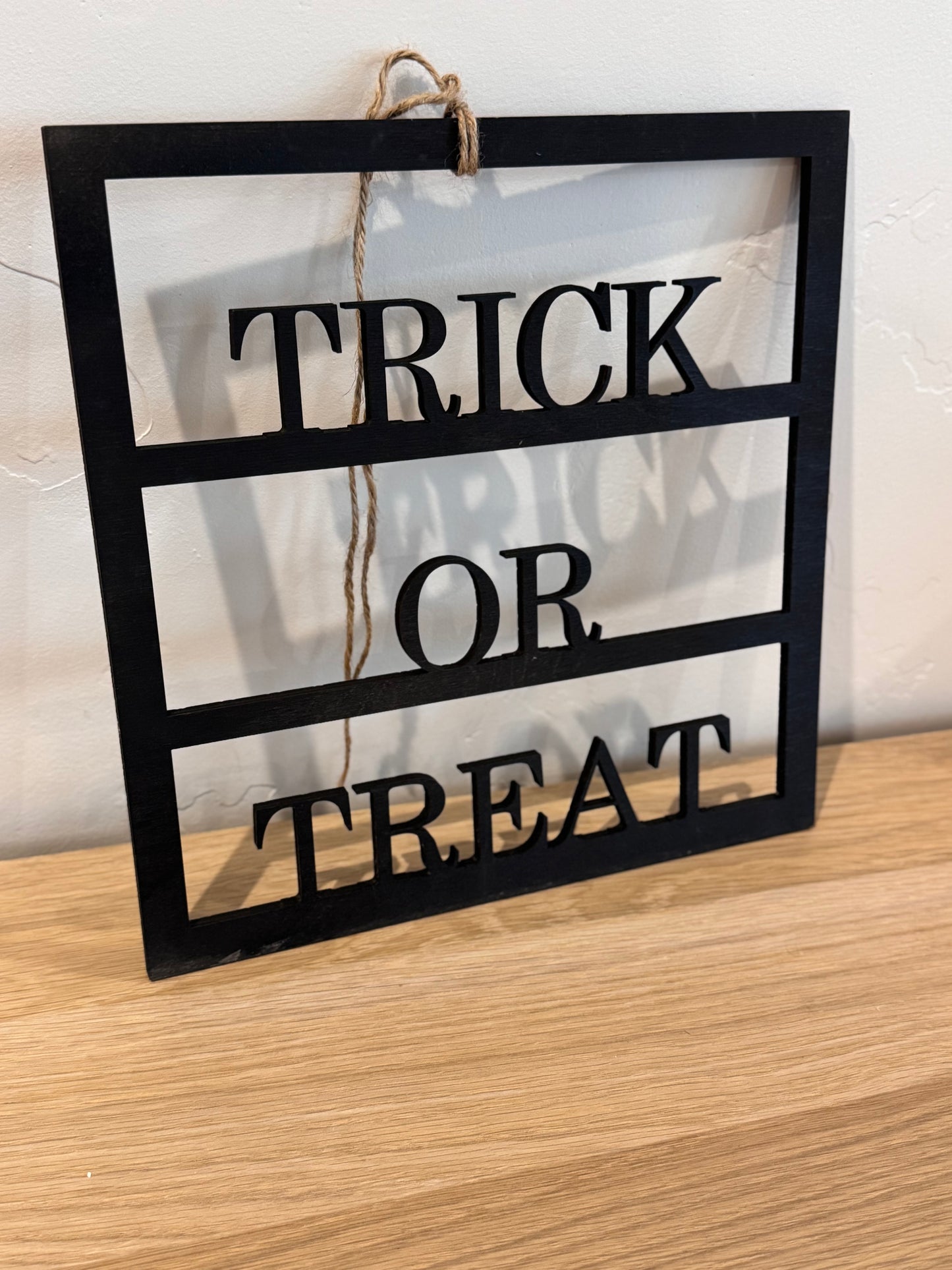 Tick or treat sign